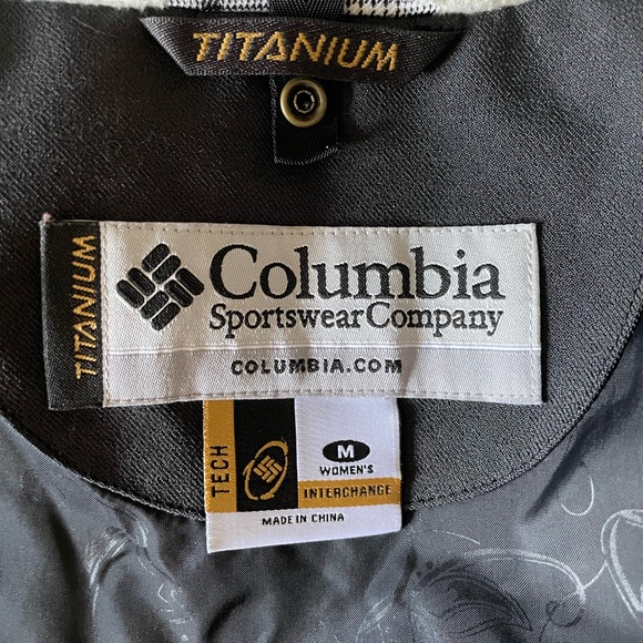 Columbia Omni Tech Waterproof Jacket, Fall Jacket - Picture 8 of 10